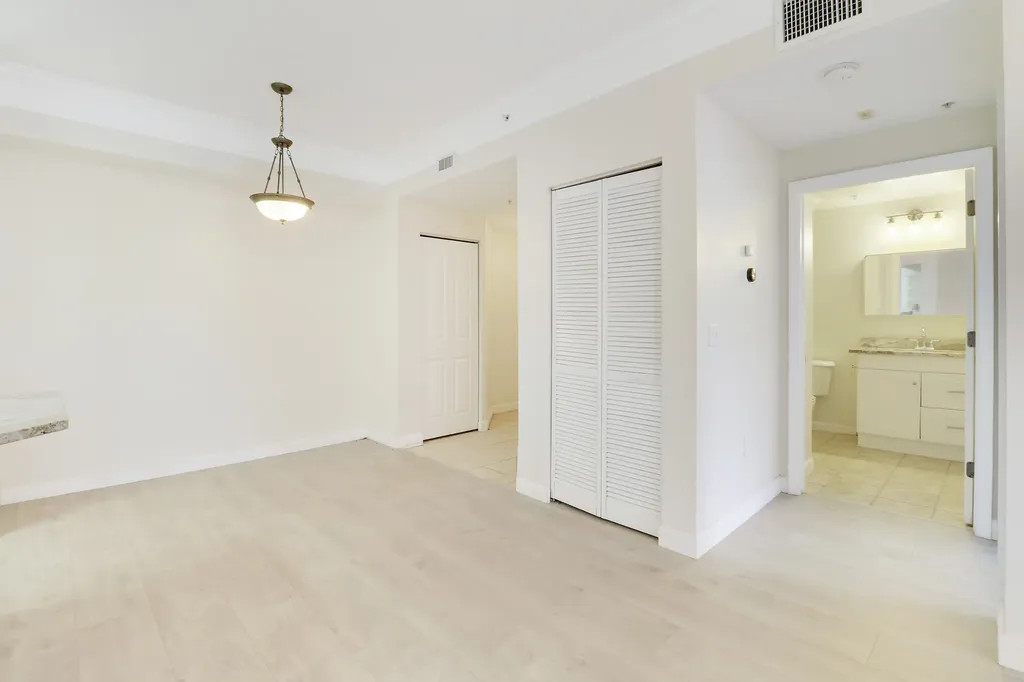 6305 Myrtlewood Circle W Palm Beach Gardens FL 33418