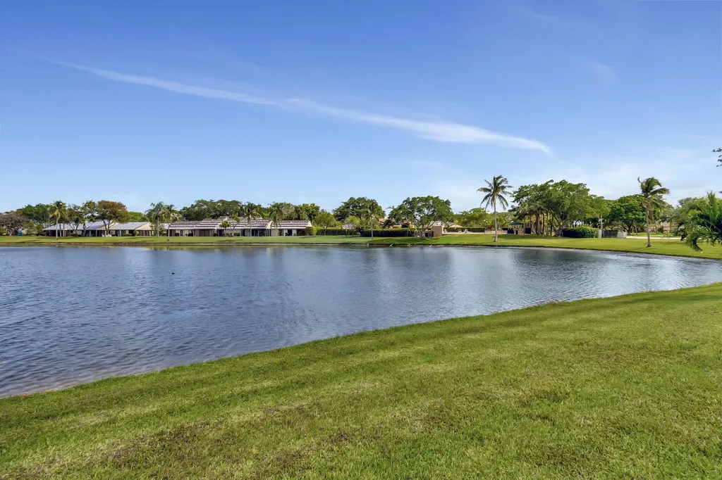 5531 Parkwalk Circle E Boynton Beach FL 33472