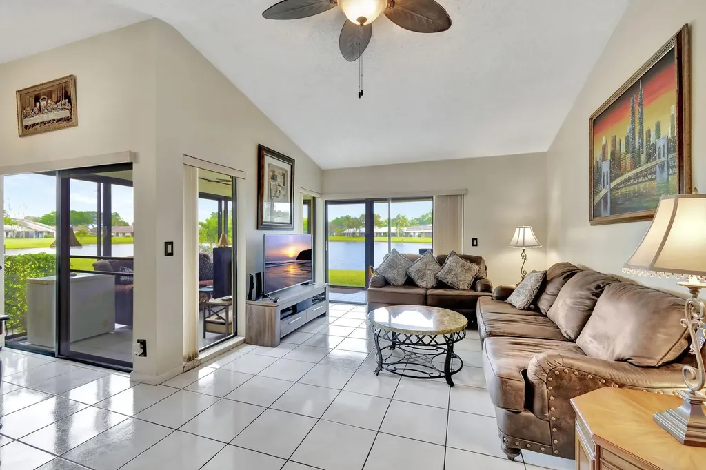 5531 Parkwalk Circle E Boynton Beach FL 33472