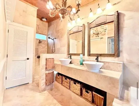 1014 Lewis Cove Delray Beach FL 33483