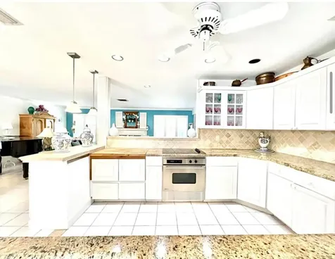 1014 Lewis Cove Delray Beach FL 33483