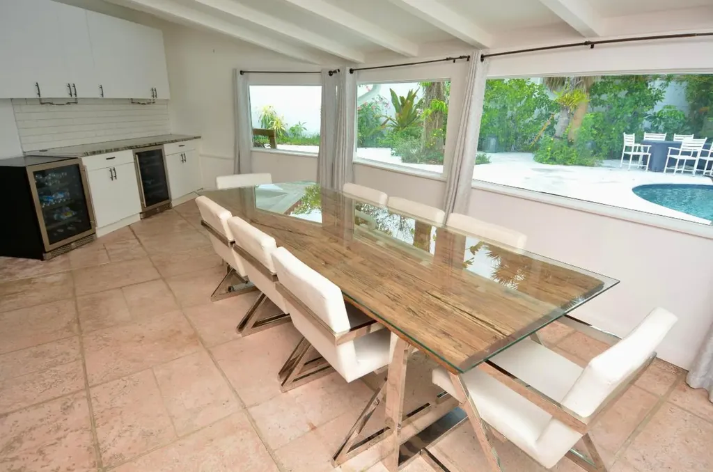 212 Kings Lynn Delray Beach FL 33444