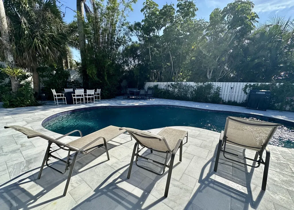 212 Kings Lynn Delray Beach FL 33444
