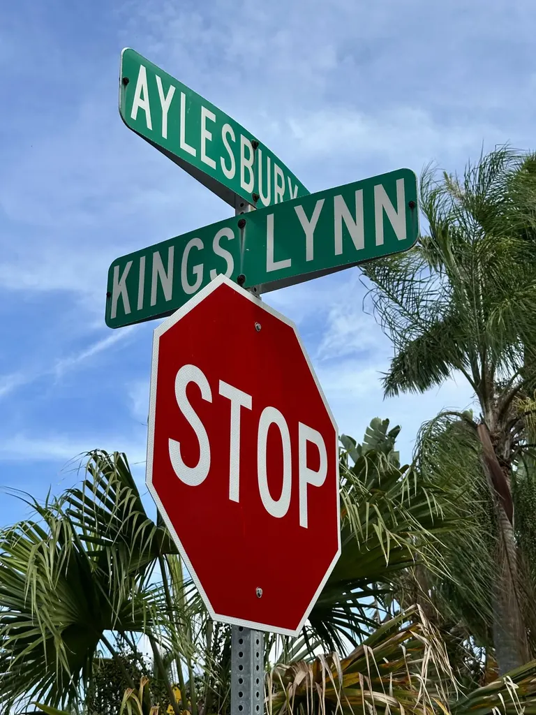 212 Kings Lynn Delray Beach FL 33444