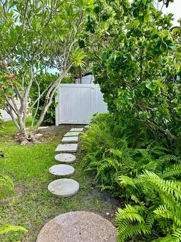 212 Kings Lynn Delray Beach FL 33444