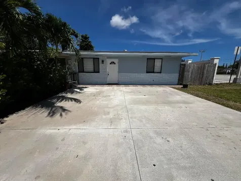 1966 SW 63rd Terrace North Lauderdale FL 33068