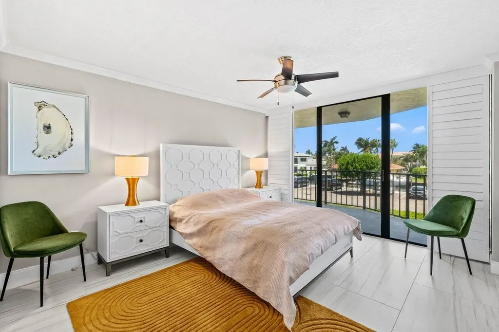899 Jeffery Street Boca Raton FL 33487