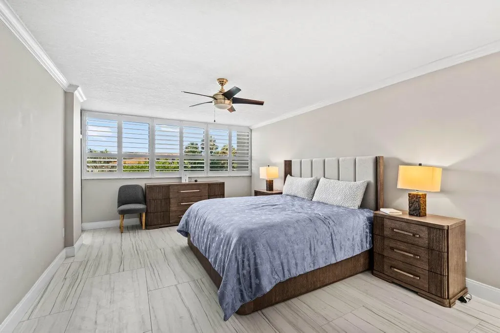 899 Jeffery Street Boca Raton FL 33487
