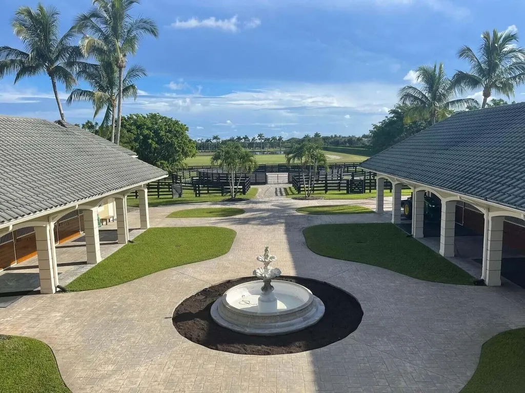 4591 South Road Wellington FL 33414