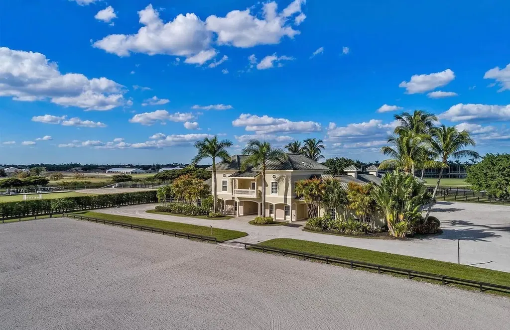 4591 South Road Wellington FL 33414