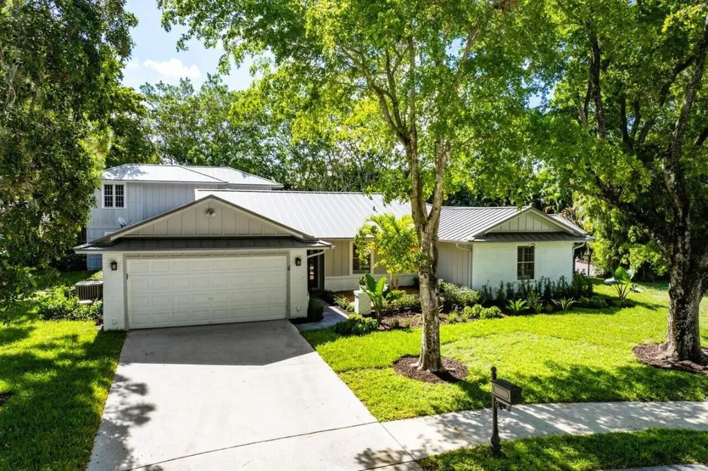 3356 NW 24th Way Boca Raton FL 33431