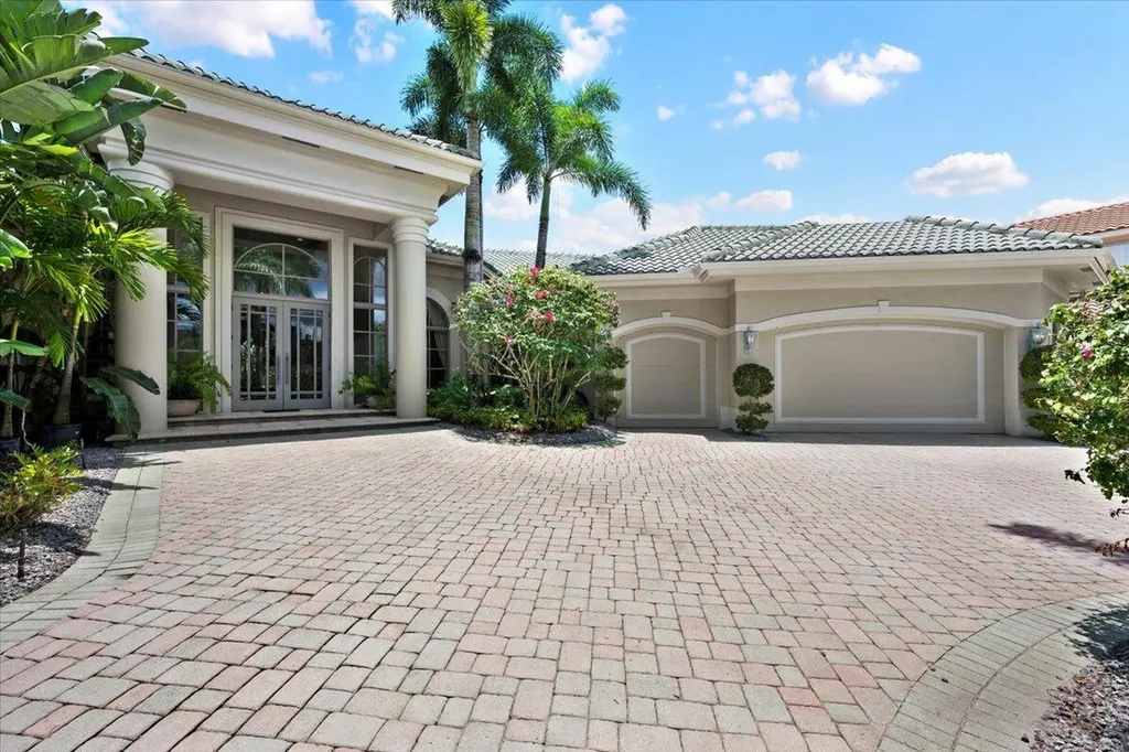 8571 Egret Lakes Lane West Palm Beach FL 33412