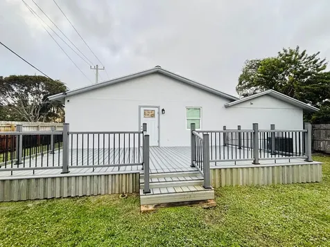222 SE 3rd Street Boynton Beach FL 33435