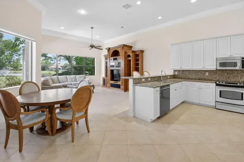 7950 Via Grande Boynton Beach FL 33437