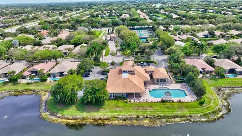 7950 Via Grande Boynton Beach FL 33437