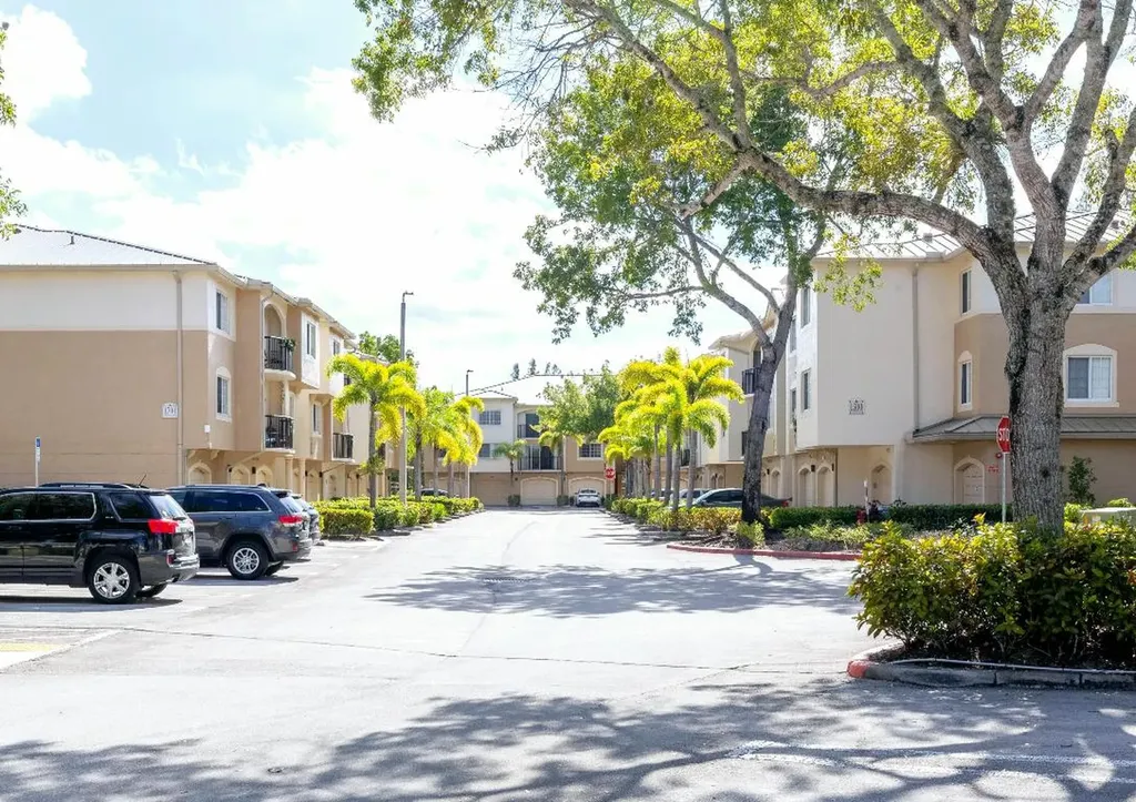 1100 Crestwood Court S Royal Palm Beach FL 33411