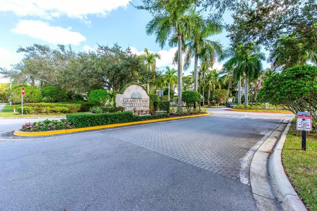 1100 Crestwood Court S Royal Palm Beach FL 33411