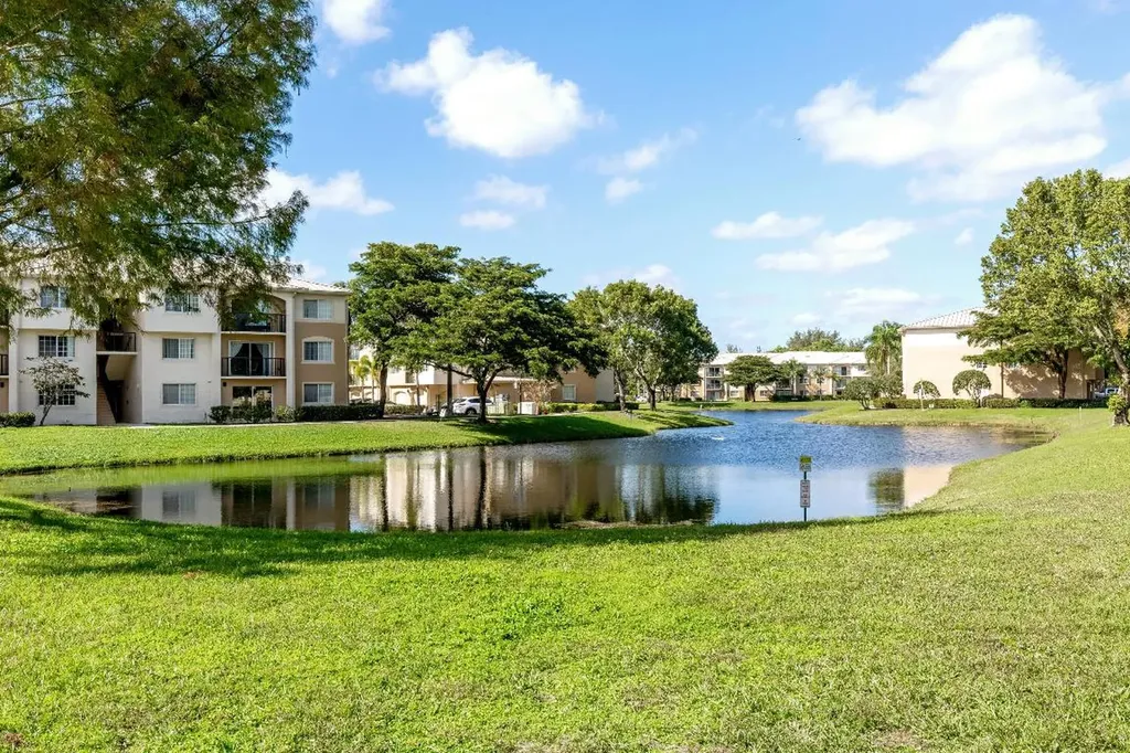 1100 Crestwood Court S Royal Palm Beach FL 33411