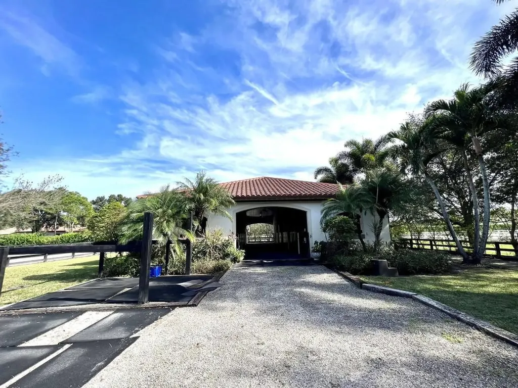 2957 Appaloosa Trail N Wellington FL 33414
