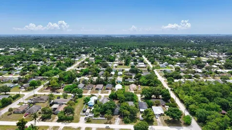 1466 SW 24th Avenue SW Vero Beach FL 32962