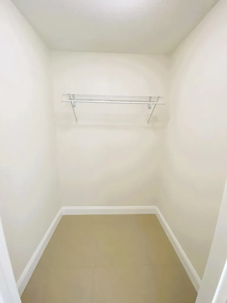 815 W Boynton Beach Boulevard Boynton Beach FL 33426