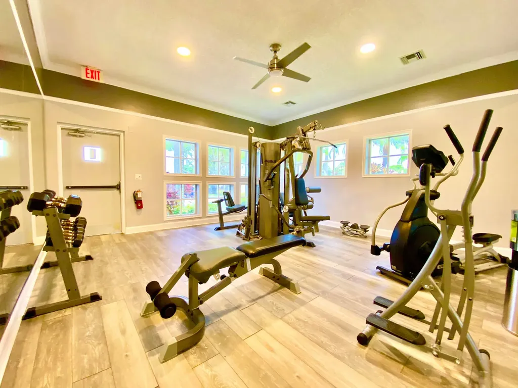 815 W Boynton Beach Boulevard Boynton Beach FL 33426