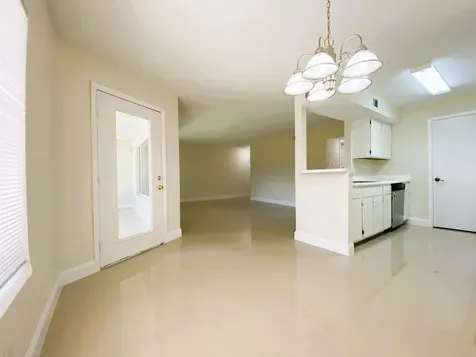 815 W Boynton Beach Boulevard Boynton Beach FL 33426