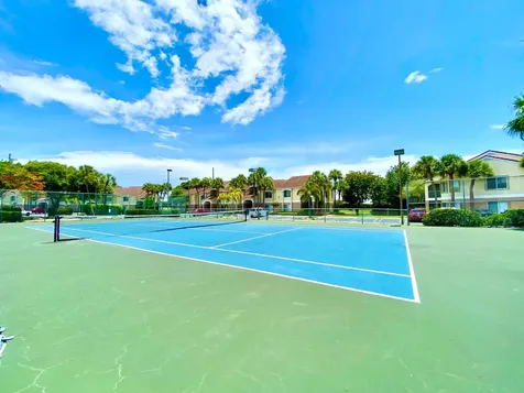 815 W Boynton Beach Boulevard Boynton Beach FL 33426