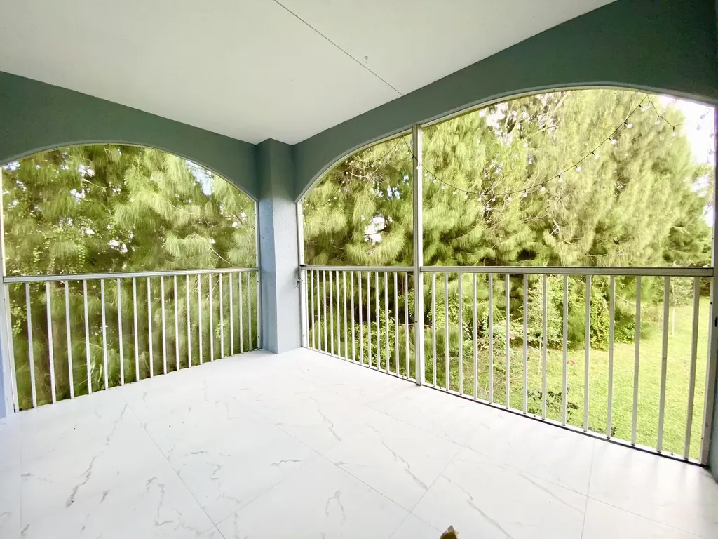 815 W Boynton Beach Boulevard Boynton Beach FL 33426