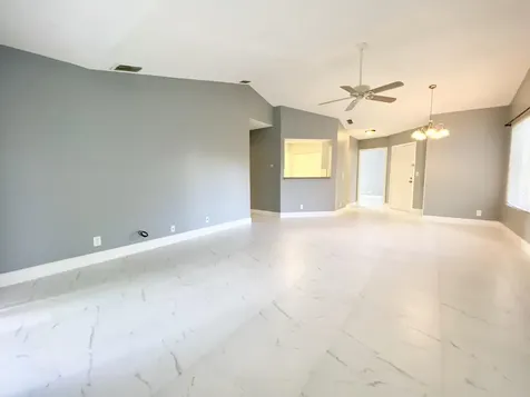 815 W Boynton Beach Boulevard Boynton Beach FL 33426