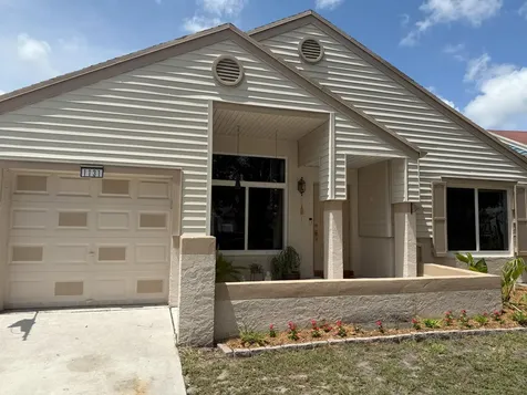 1131 SW 87th Avenue Pembroke Pines FL 33025