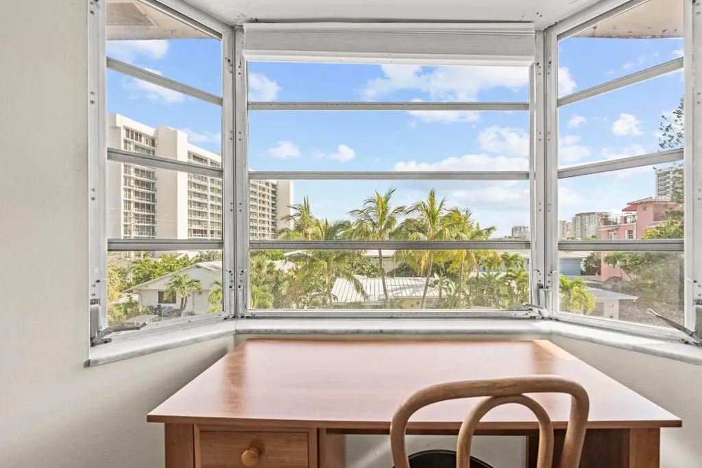 424 N Riverside Drive Pompano Beach FL 33062