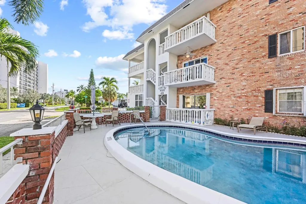 424 N Riverside Drive Pompano Beach FL 33062