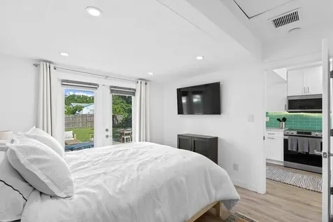 826 SE 4th Avenue Delray Beach FL 33483