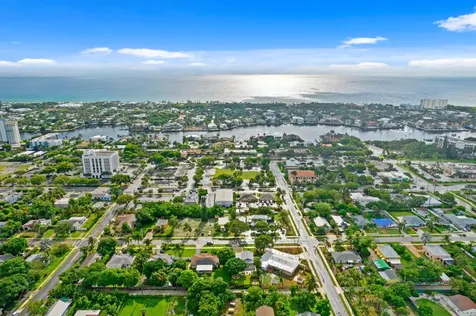 826 SE 4th Avenue Delray Beach FL 33483