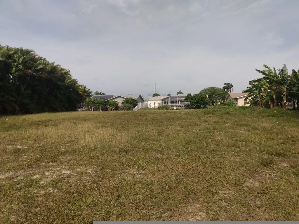 1727 SE 16th Street Cape Coral FL 33990
