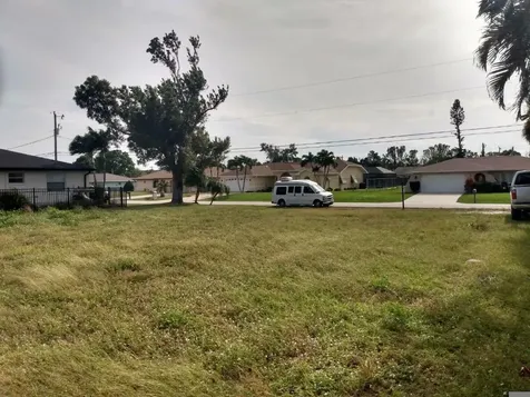 1727 SE 16th Street Cape Coral FL 33990
