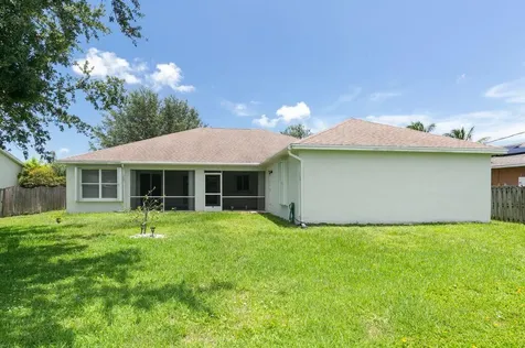 2062 SW Scorpio Lane Port St Lucie FL 34984