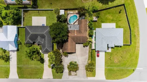 2573 SW Savona Boulevard Port St Lucie FL 34953