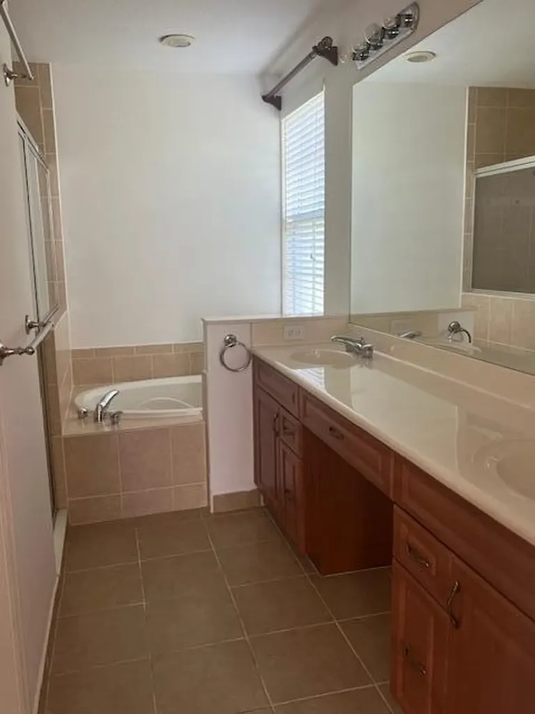 11750 Valencia Gardens Avenue Palm Beach Gardens FL 33410