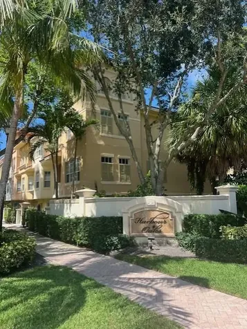 11750 Valencia Gardens Avenue Palm Beach Gardens FL 33410