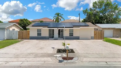 9709 SW 1st Place Boca Raton FL 33428