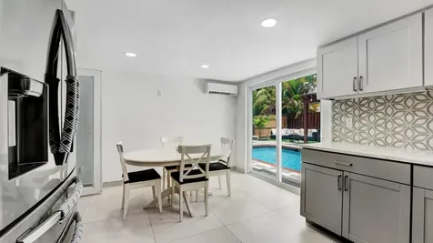 9709 SW 1st Place Boca Raton FL 33428