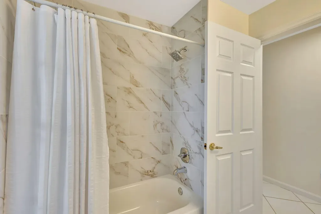 13796 Yarmouth Drive Wellington FL 33414