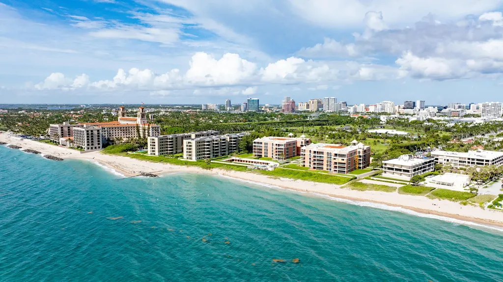 2 N Breakers Row Palm Beach FL 33480