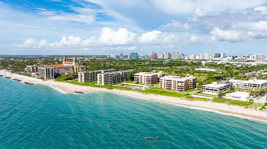 2 N Breakers Row Palm Beach FL 33480