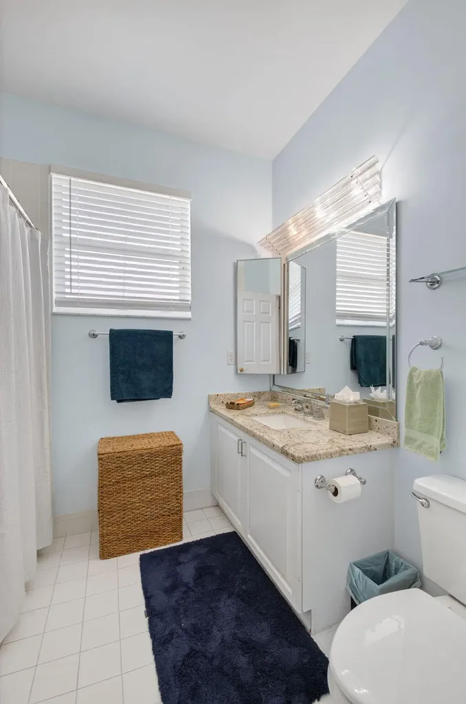 10853 Royal Caribbean Circle Boynton Beach FL 33437