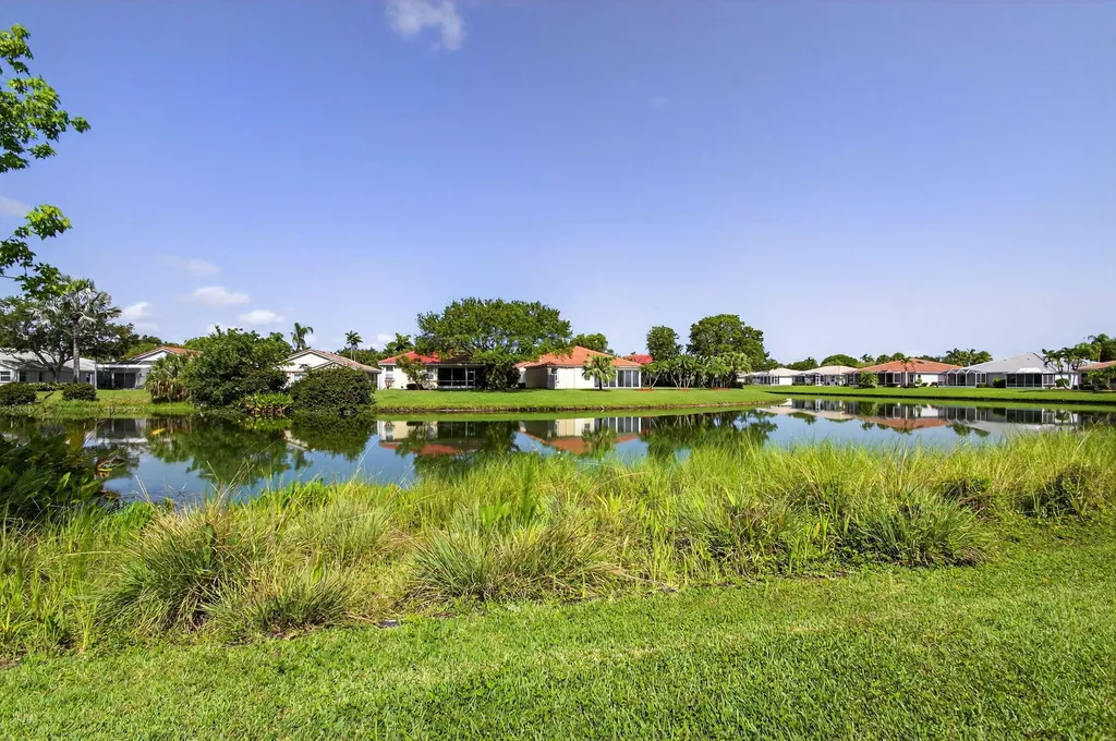 10853 Royal Caribbean Circle Boynton Beach FL 33437