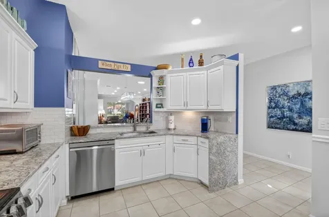 10853 Royal Caribbean Circle Boynton Beach FL 33437