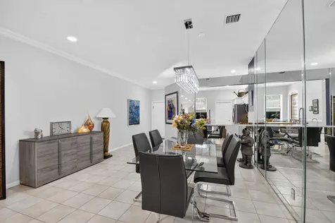 10853 Royal Caribbean Circle Boynton Beach FL 33437